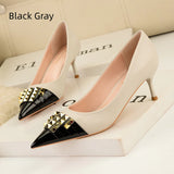 THIN HIGH HEEL POINTED RIVET COLOR MATCHING SHOES