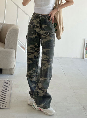 CAMOUFLAGE MULTI-POCKET STITCHING JEANS