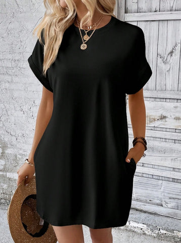 Simple Black Shift Dress for Everyday Wear