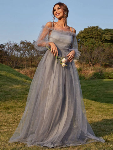 Luxurious Flowing Skit Long-Sleeve V-Neck Formal Dress