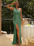 One-Shoulder Green Sequin Party Dress with High Slit