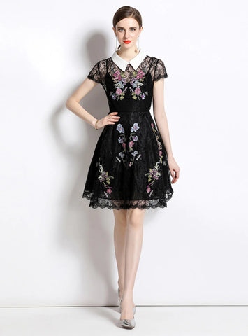 PALACE EMBROIDERED LACE SHORT-SLEEVED DRESS