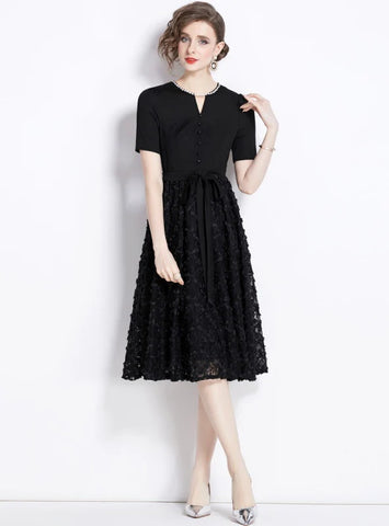 COLOR MATCHING FLOWER SWING DRESS