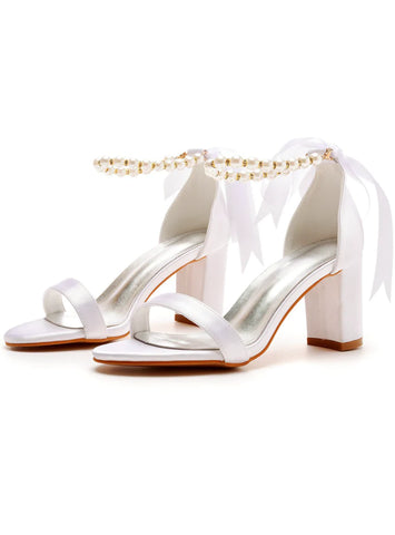 THICK SQUARE HEELS AND SATIN CLOTH SANDALS