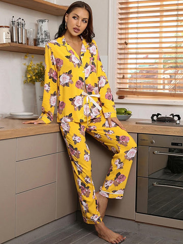 FASHION AUTUMN AND WINTER PRINTED LONG-SLEEVED PAJAMAS