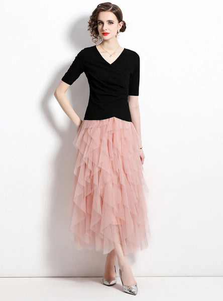 BLACK TOP CAKE SKIRT T-SHIRT TWO-PIECE SUIT