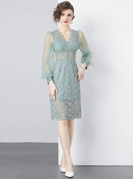 LACE V-NECK LONG SLEEVE SLIM DRESS