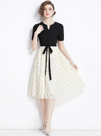 COLOR MATCHING FAKE TWO-PIECE FLOWER DRESS