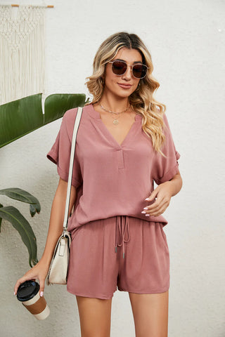 SOLID COLOR V-NECK LOOSE T-SHIRT SHORTS SUIT