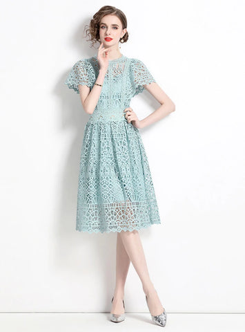 HEAVY CROCHETED LACE SHORT SLEEVE DRESS