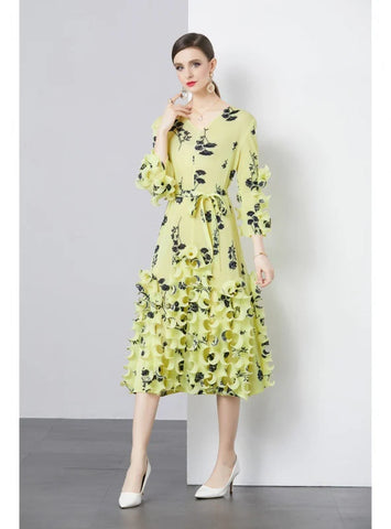 HEAVY INDUSTRY WOOD EAR PRINT WAIST PLEATS DRESS
