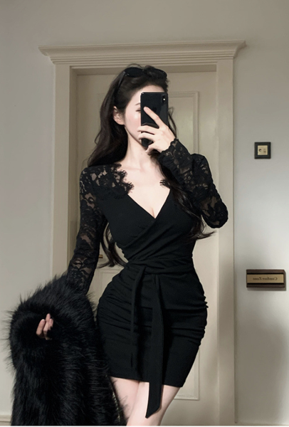 Elegant Black V - Neck Mini Dress with Lace Sleeves