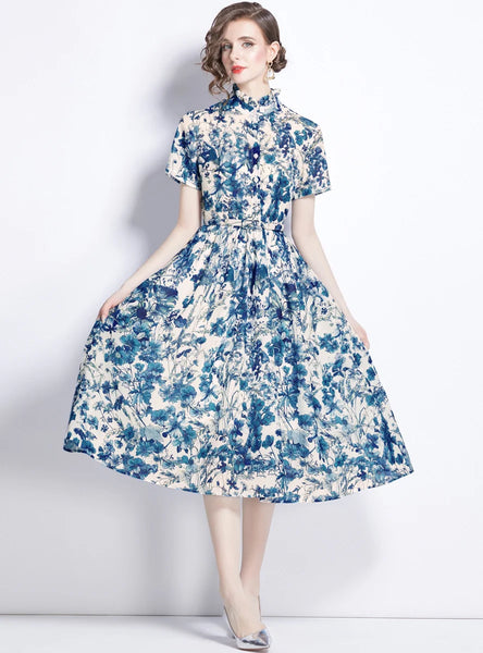 RETRO BLUE AND WHITE INK PRINT SHORT SLEEVE SLIM DRESS