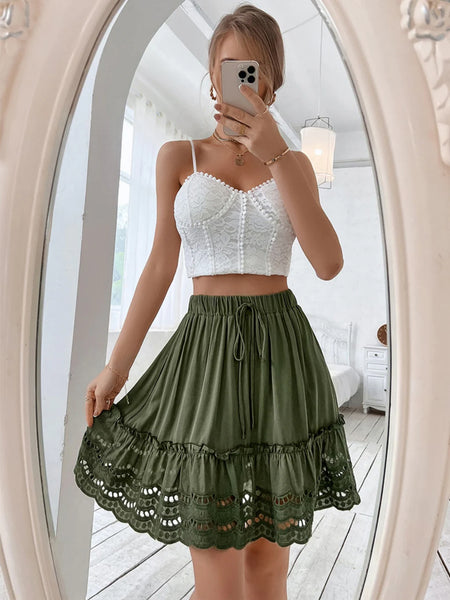 WOMEN GREEN LACE STITCHING SKIRT