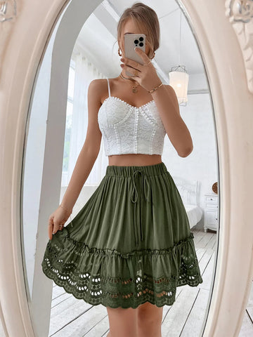 WOMEN GREEN LACE STITCHING SKIRT