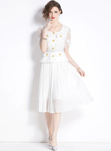 SHORT-SLEEVED SLIM WAIST PLEATED DRESS