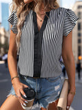 CONTRAST COLOR VERTICAL STRIPE STITCHING SHIRT