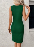 ROUND NECK SLIM SLEEVELESS DRESS