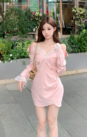 Sweet Pink Off - the - Shoulder Dress with Lace Trim Details