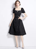 SQUARE NECK SLIM MID-LENGTH DRESS