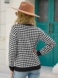 Round Neck Pullover Sweater