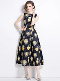 RETRO PRINTED SLEEVELESS SLIM DRESS