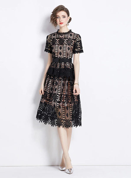 SLIM LACE SHORT SLEEVE DRESS