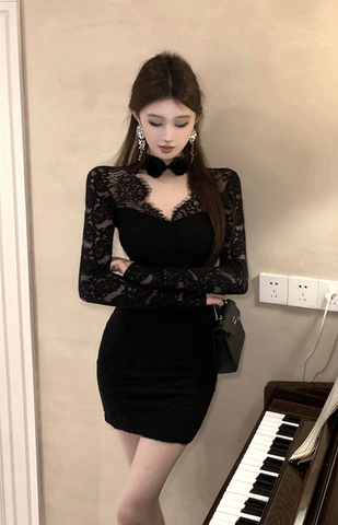 Stylish Long - sleeved Mini Dress with Delicate Lace Detailing