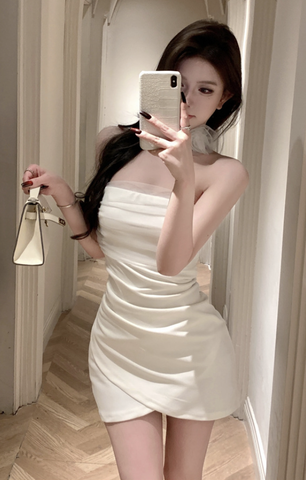 Elegant Strapless White Mini Dress with Ruched Fabric