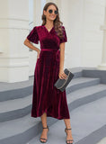 SPLIT PIT VELVET SHORT SLEEVE DRESS