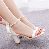 THICK SQUARE HEELS AND SATIN CLOTH SANDALS