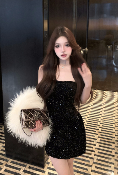 Glamorous Strapless Black Sequin Mini Dress for Parties