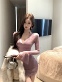 Light and luxurious temperament V-neck lace long sleeve slim dress