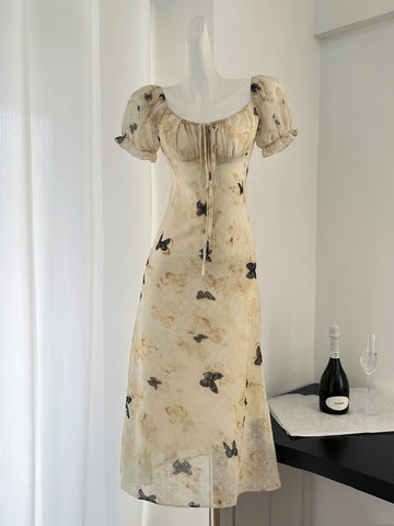 Vintage-Inspired Floral Puff Sleeves Dress