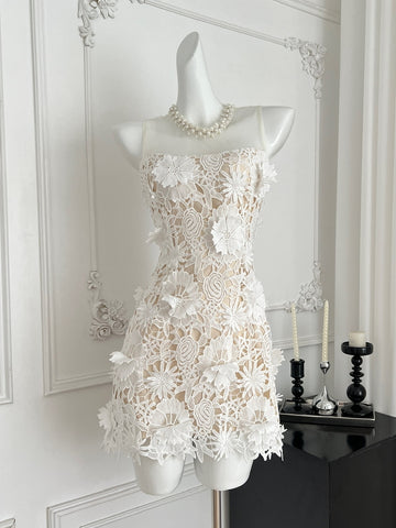 Exquisite White Floral Lace Strapless Mini Dress