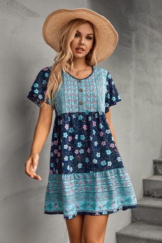 button V-neck positioning flower loose dress