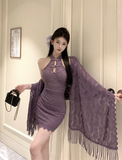 Sleeveless lace dress with hollow neck