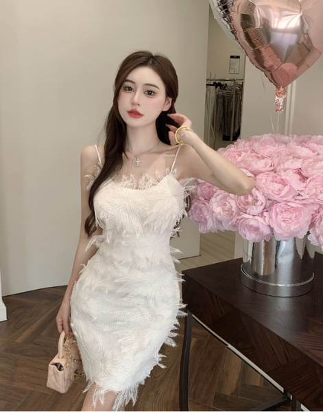 Three-dimensional flower sling slim dress