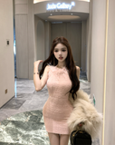 Gentle temperament ostrich hair sleeveless dress with neck hanging