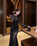 Hot girl sparkling slim fishtail dress