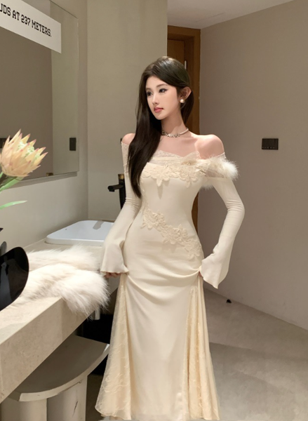 Elegant Off - Shoulder Long White Lace Evening Dress