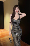 Stylish Sleeveless Bodycon Dress with Shiny Grid Detailing
