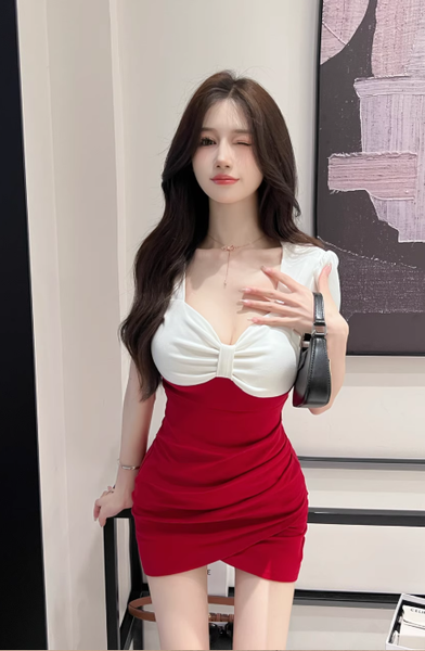 Stylish Color - Block Bodycon Dress with Ruched Detail