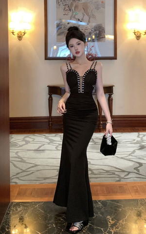 Elegant Black Mermaid Gown with Studded Straps