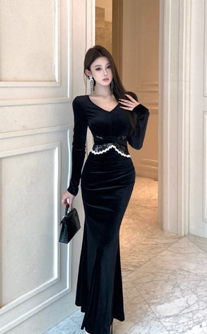 Elegant Black Velvet Mermaid Dress with Lace Waist Detail