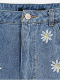Trendy Ripped Daisy Embroidered Denim Shorts