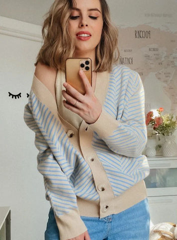 V NECK WOMEN BUTTON BLACK CHRISTMAS TREE CARDIGAN