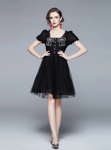 BLACK LACE EMBROIDERED BOW SHORT SLEEVE DRESS