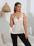 V-NECK LACE SLEEVELESS TOP