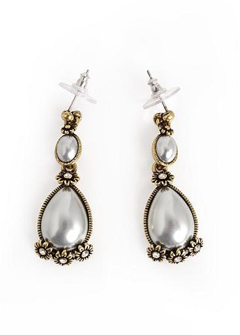 Cheap Glamorous Vintage Style Pearl Earrings With Shining Rhinestones